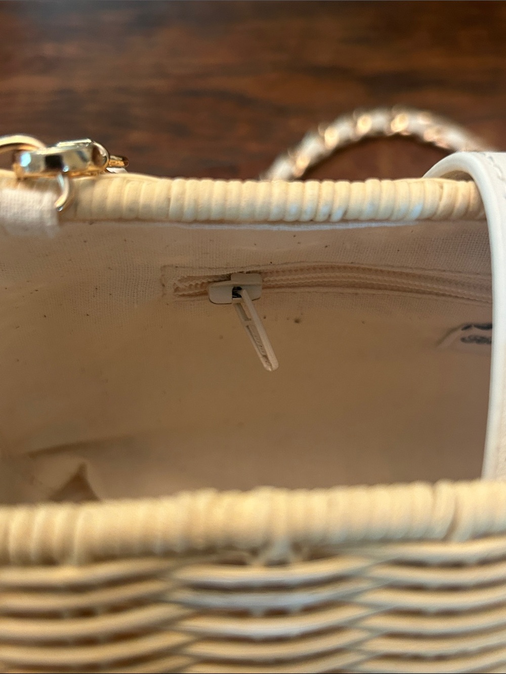 Tommy Bahama Woven Rattan Clutch Shoulder Bag White Bamboo Turnlock Resort NEW - Picture 11 of 12